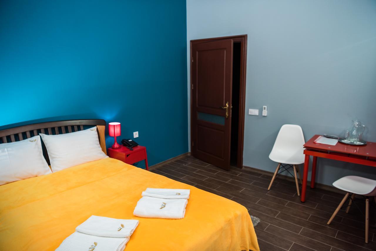 Hotel " Boutique " Uzhhorod Exterior foto